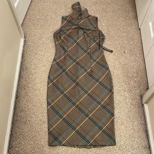 NWT NY&Co Straight fitted Knee length sleeveless dress size 6